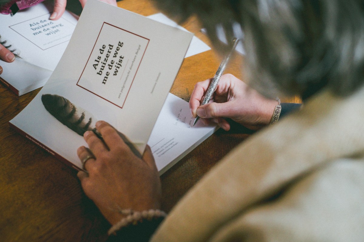 jasmine debels, pelgrim, belgium, de buizerd