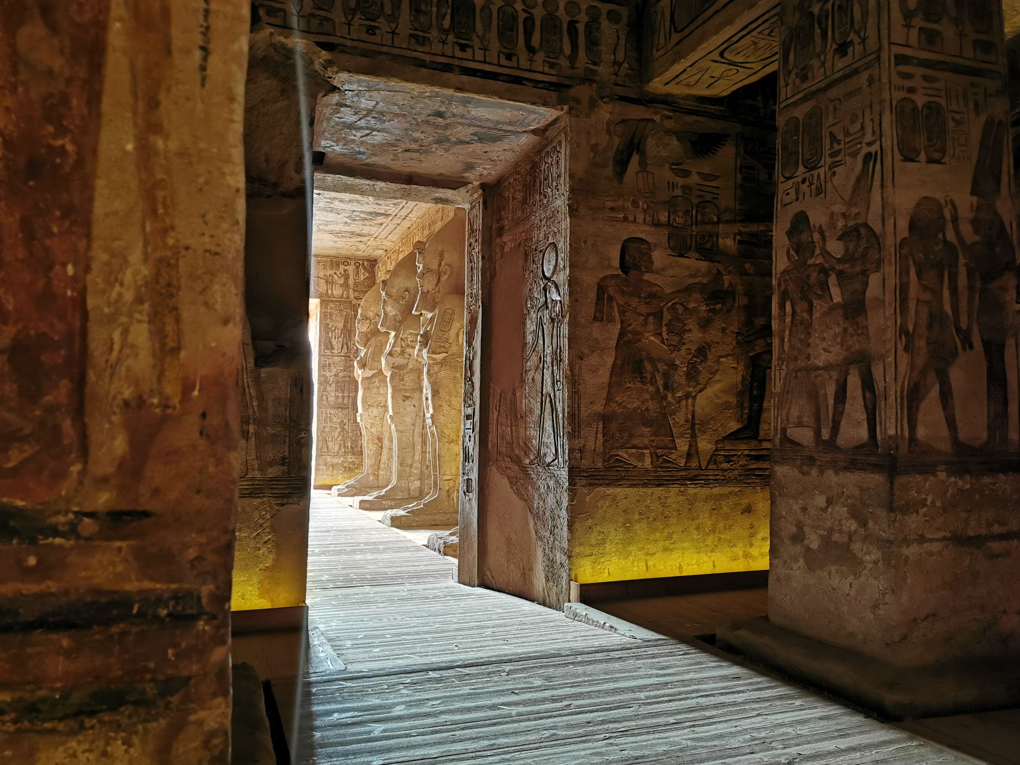 Abu Simbel, jasmine debels, Upper egypt