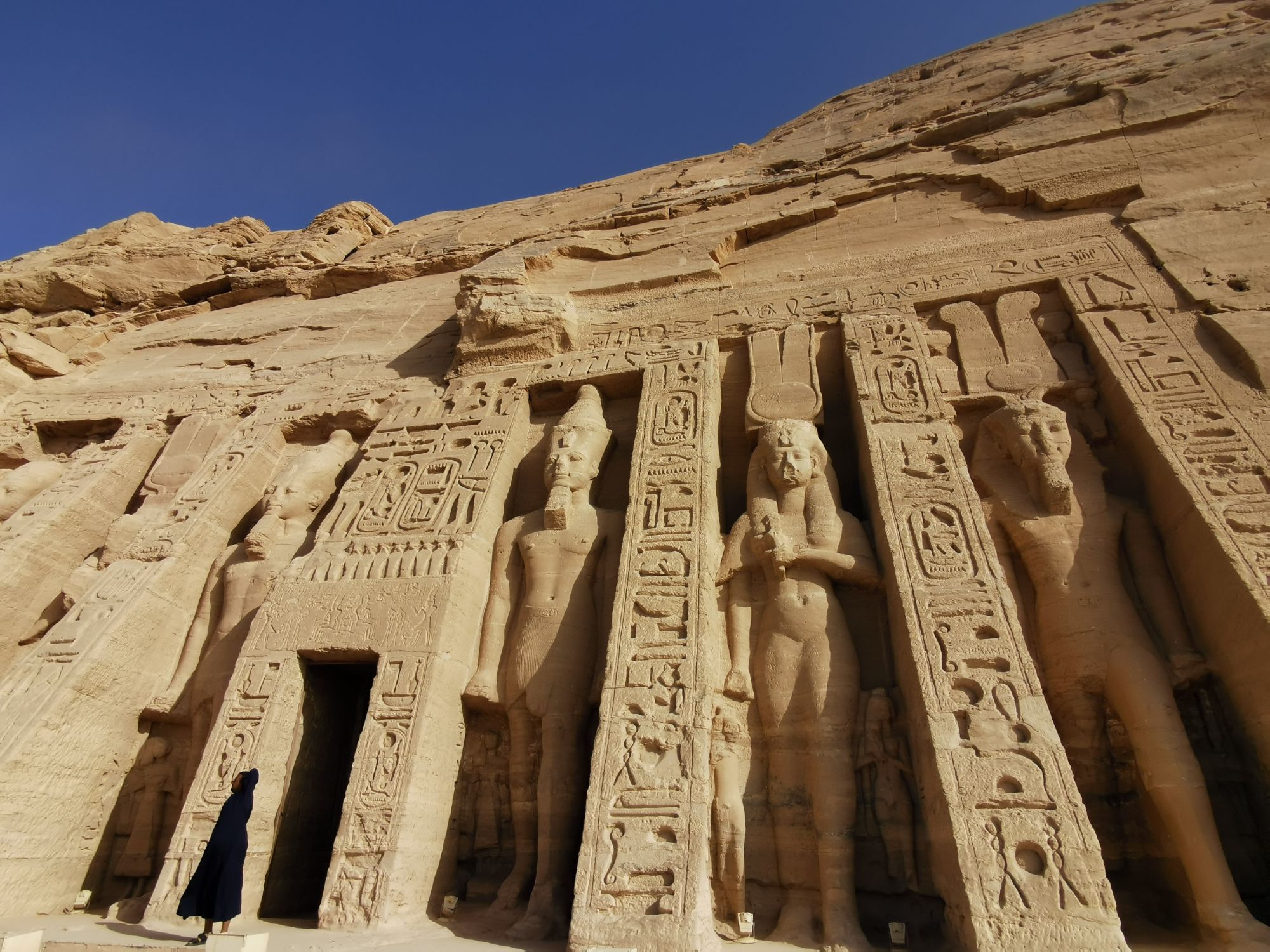 Abu Simbel, jasmine debels, Upper egypt