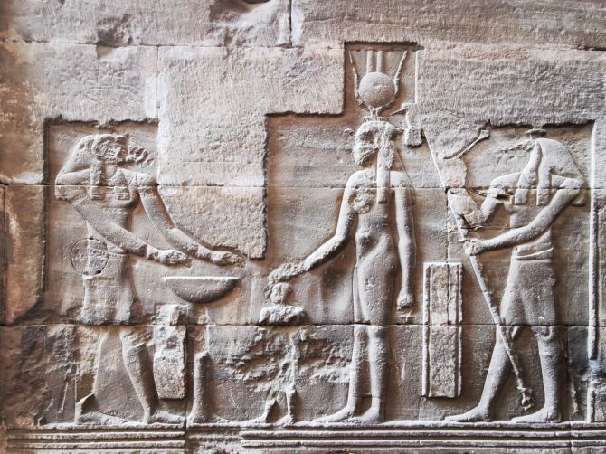 Temple Dendera, jasmine debels, egypt