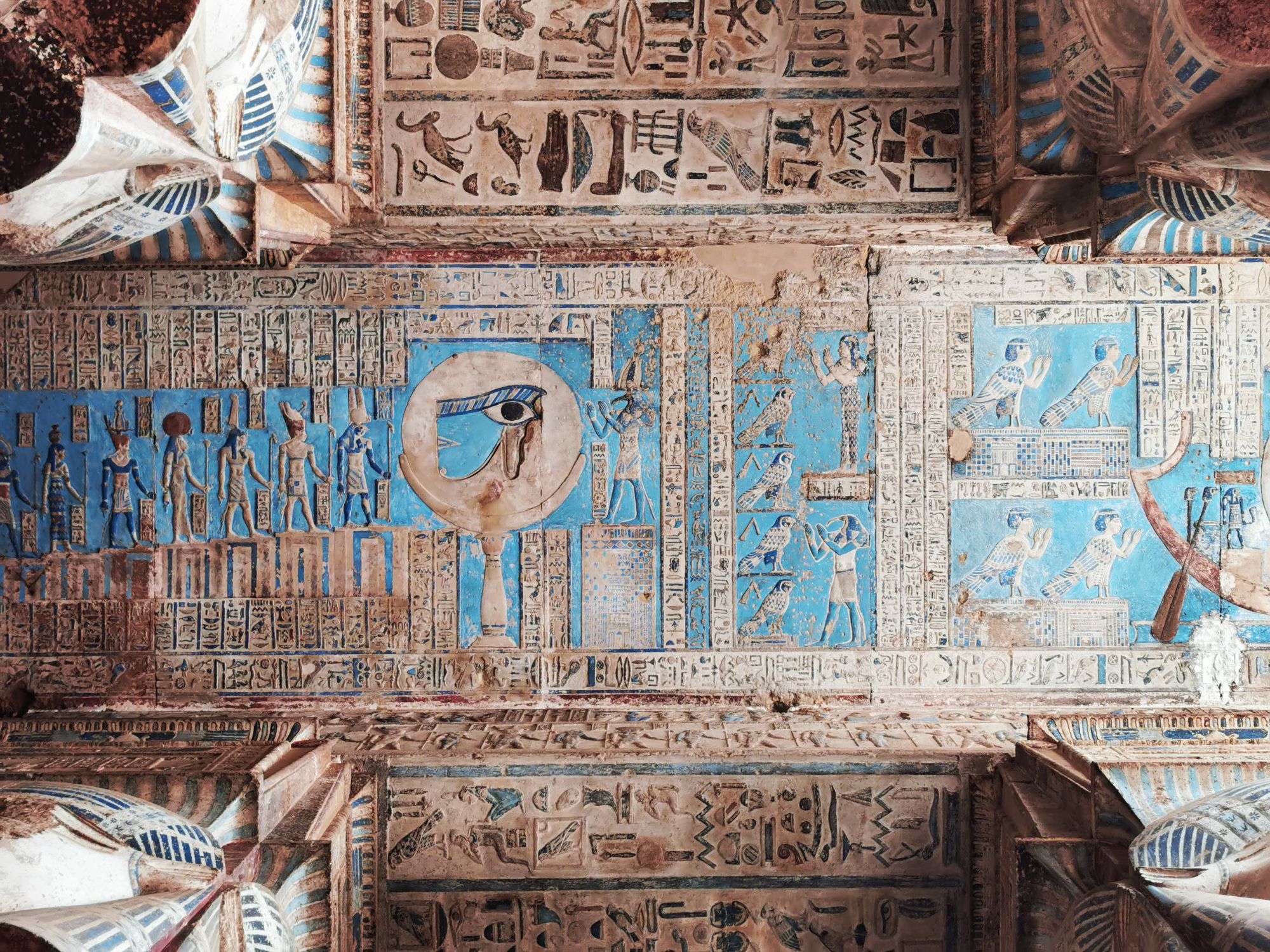 Temple Dendera, jasmine debels, egypt