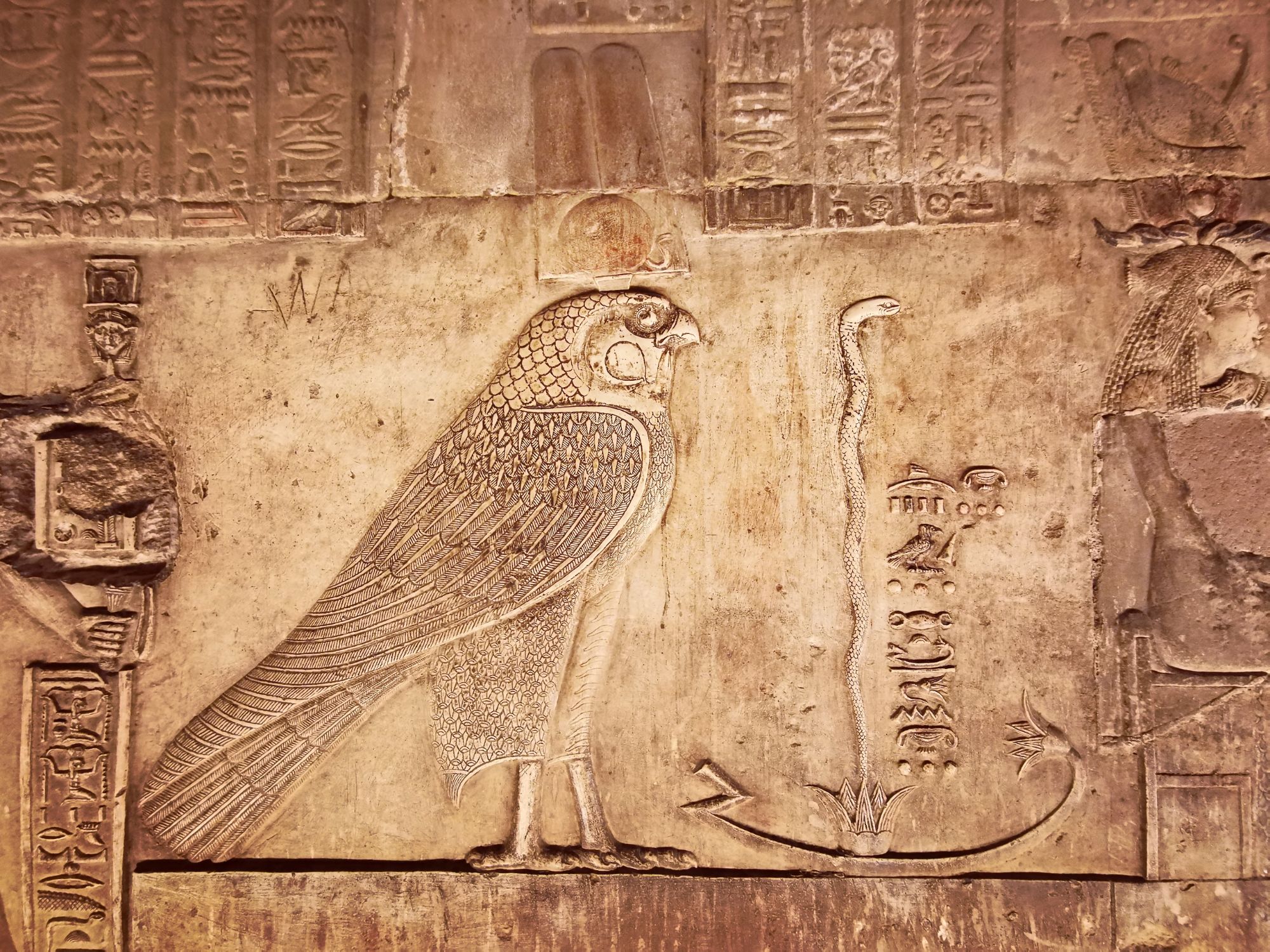 Temple Dendera, jasmine debels, egypt