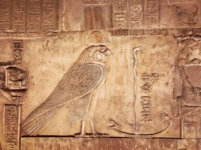 Temple Dendera, jasmine debels, egypt